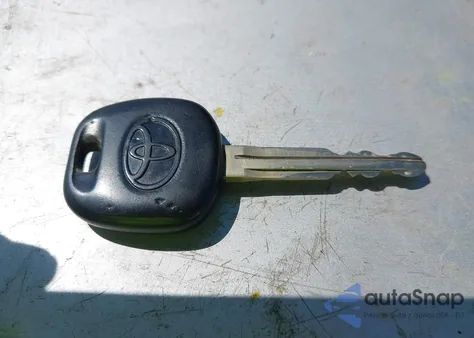 2010 Toyota Tundra Grade 5.7L V8 z USA, uszkodzony, nr VIN 5TFUW5F18AX144529